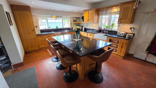 Complete handmade bespoke oak - complete,