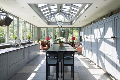 Complete kitchen with